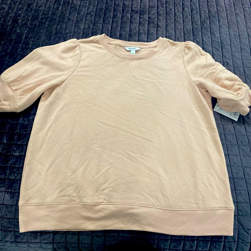 Women’s nude sweatshirt pullover nwt summer